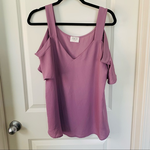 Lilac Siena Sky Cold Shoulder Top | size large - Picture 2 of 8